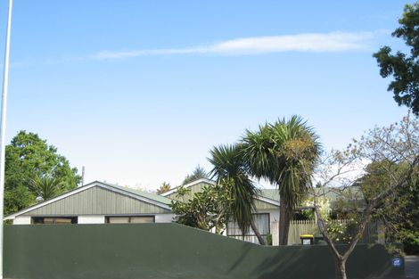 Photo of property in 106 Prestons Road, Redwood, Christchurch, 8051