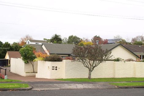 Photo of property in 2/79 Sale Street, Cockle Bay, Auckland, 2014