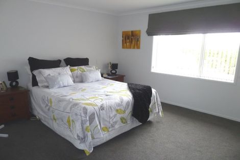Photo of property in 25 Fallow Avenue, Feilding, 4775