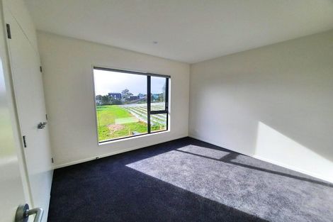 Photo of property in 15 Ara Mara Hua, Henderson, Auckland, 0612