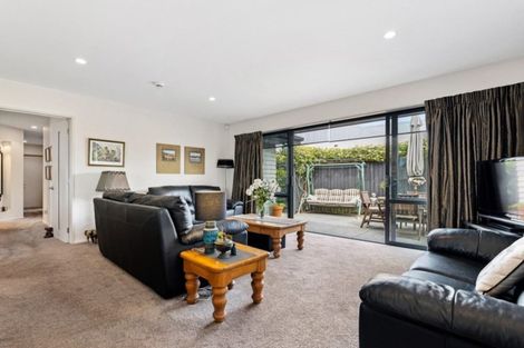 Photo of property in 2 Kilbrannan Close, Broomfield, Christchurch, 8042