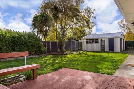 Photo of property in 16 Baillie Crescent, Carterton, 5713