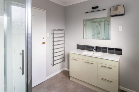Photo of property in 156 Cunningham Crescent, Grasmere, Invercargill, 9810