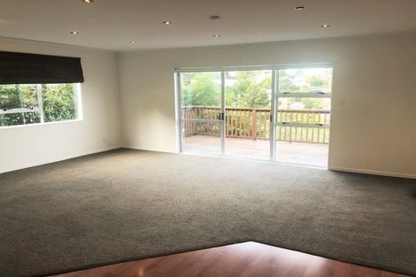 Photo of property in 1/57b Woodlands Crescent, Browns Bay, Auckland, 0630