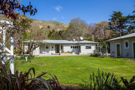 Photo of property in 2531 Masterton Castlepoint Road, Mangapakeha, Masterton, 5889