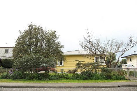 Photo of property in 19 Shrimpton Road, Haumoana, 4102