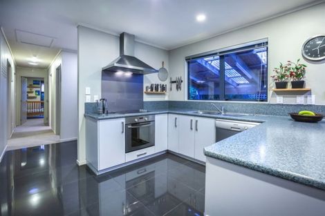 Photo of property in 4 Bowline Place, Whitby, Porirua, 5024