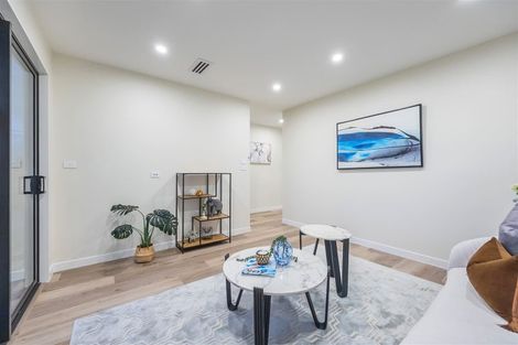 Photo of property in 15 Babos Avenue, Kumeu, 0810