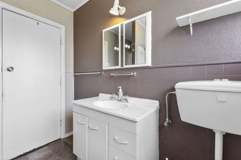 Photo of property in 35 Rugby Street, Levin, 5510