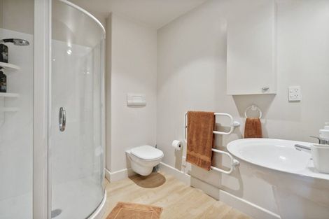 Photo of property in Shelley Bay Terraces, 9/61 Maupuia Road, Maupuia, Wellington, 6022