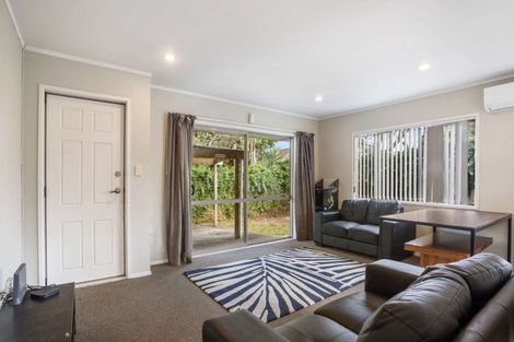 Photo of property in 25a Sikkim Crescent, Clover Park, Auckland, 2019