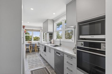 Photo of property in 26 Clearmont Crescent, Blagdon, New Plymouth, 4310