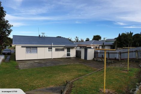 Photo of property in 120 Cornfoot Street, Castlecliff, Whanganui, 4501