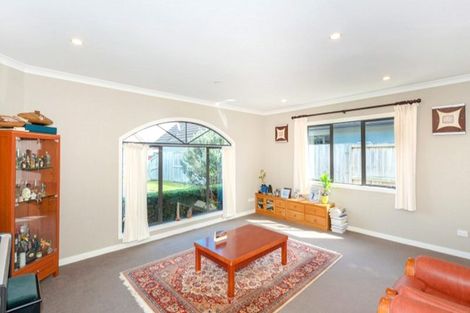 Photo of property in 17 Connor Court, Huntington, Hamilton, 3210