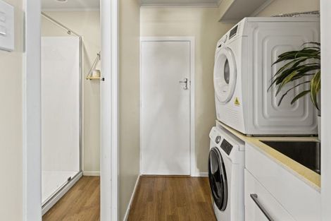 Photo of property in 325 River Road, Claudelands, Hamilton, 3214