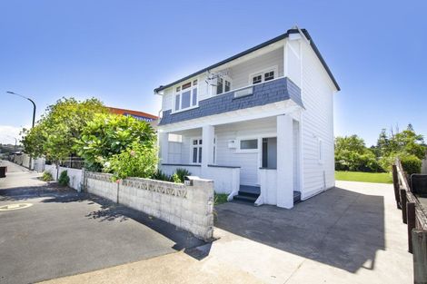 Photo of property in 164 Wellesley Road, Napier South, Napier, 4110