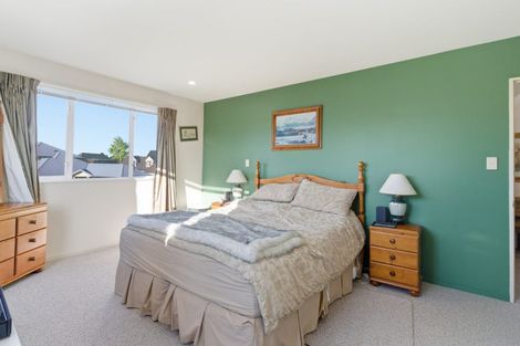 Photo of property in 17 Greystoke Lane, Avonhead, Christchurch, 8042