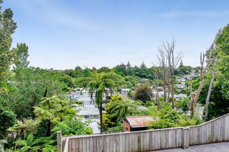 Photo of property in 3 Fernleigh Street, Ferndale, New Plymouth, 4310