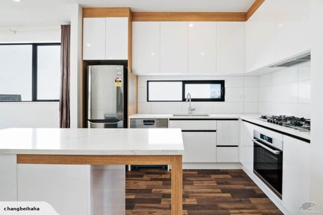 Photo of property in 14 Tihema Lane, Westgate, Auckland, 0614