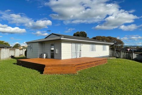 Photo of property in 31 Lydia Place, Kelvin Grove, Palmerston North, 4414