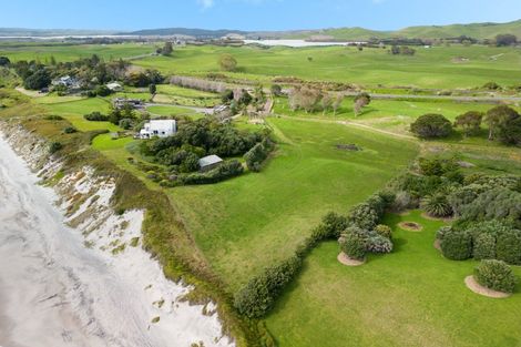 Photo of property in 3b Beach Access, Pukehina, 3186