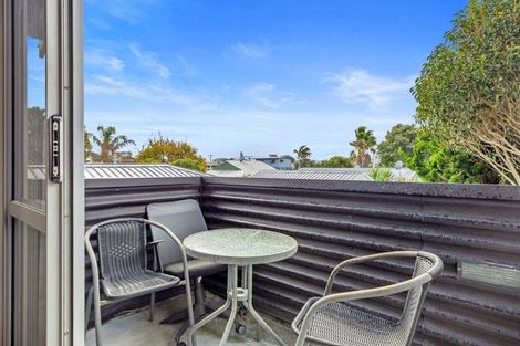 Photo of property in 42b Simpson Road, Papamoa Beach, Papamoa, 3118