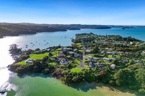 Photo of property in 15 Kakapu Road, Okiato, Russell, 0272