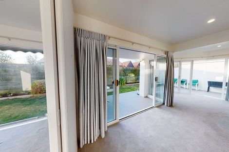 Photo of property in 1/212 Springfield Road, St Albans, Christchurch, 8014