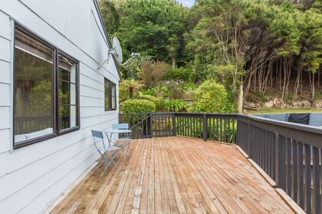 Photo of property in 64 Albatross Close, Whitby, Porirua, 5024
