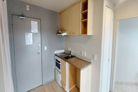 Photo of property in 4m/10 Crown Lynn Place, New Lynn, Auckland, 0600