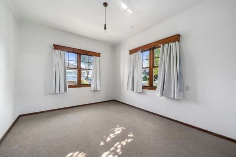 Photo of property in 301 Waiwhetu Road, Fairfield, Lower Hutt, 5011