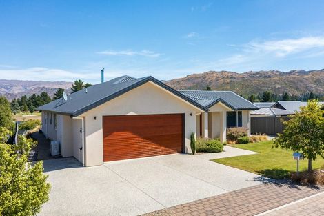 Photo of property in 15 Houlahan Street, Clyde, 9330