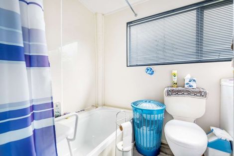 Photo of property in 54 Powells Road, Cable Bay, 0420