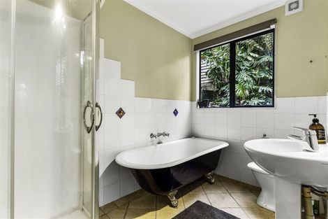 Photo of property in 2/66 Manuka Road, Glenfield, Auckland, 0629