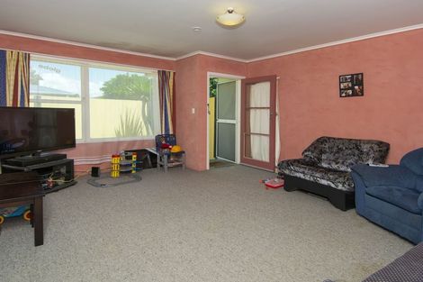 Photo of property in 2b Allison Avenue, Mount Maunganui, 3116