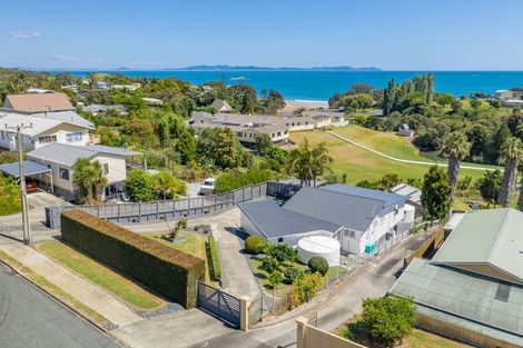 Photo of property in 28 Berghan Road, Coopers Beach, 0420