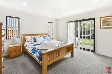 Photo of property in 13 Girvan Terrace, Wattle Downs, Auckland, 2103