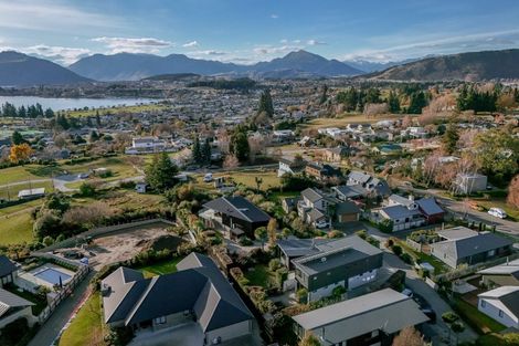 Photo of property in 187 Stone Street, Wanaka, 9305