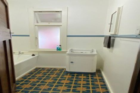 Photo of property in 94 Lyndhurst Street, Takaro, Palmerston North, 4412