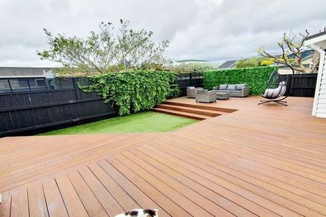 Photo of property in 10 Plunket Avenue, Petone, Lower Hutt, 5012