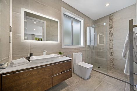 Photo of property in 293b Titirangi Road, Titirangi, Auckland, 0604