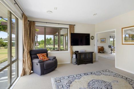 Photo of property in 1 Whitcombe Place, Darfield, 7571