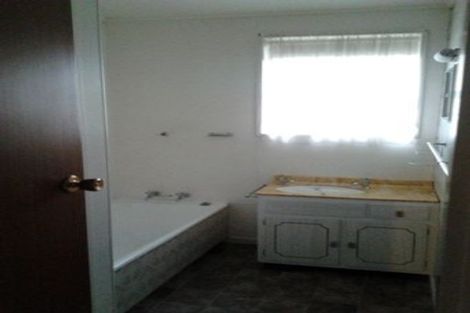 Photo of property in 3 Edwards Place, Terrace End, Palmerston North, 4410