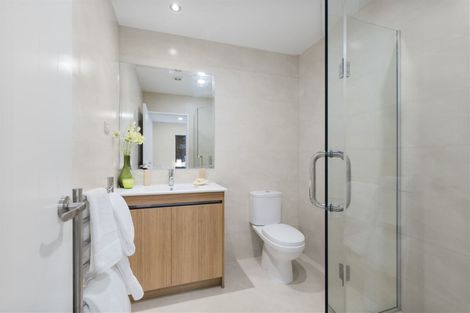 Photo of property in 20 Mulroy Place, Pinehill, Auckland, 0632