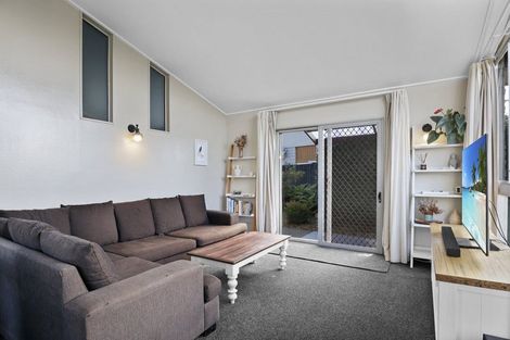 Photo of property in 9b Westmorland Place, Bishopdale, Christchurch, 8053