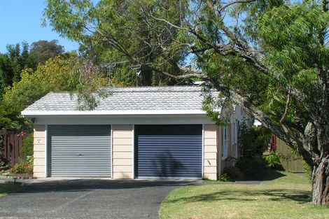 Photo of property in 2/2 Keldale Place, Forrest Hill, Auckland, 0620