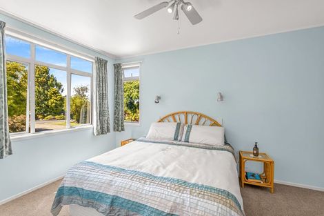 Photo of property in 93 Tarapatiki Drive, Whitianga, 3510