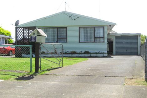 Photo of property in 13 Kamaka Road, Mangere Bridge, Auckland, 2022