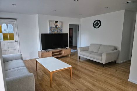 Photo of property in 55 Allington Road, Massey, Auckland, 0614