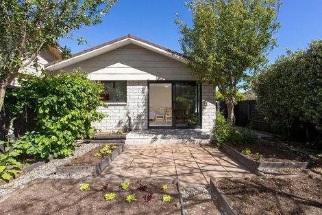 Photo of property in 1/7 Roxburgh Street, Sydenham, Christchurch, 8023